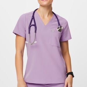Figs SET- Catarina one pocket scrub top and high waisted Livingston pants
